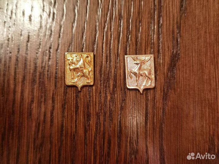 Значки гербы СССР