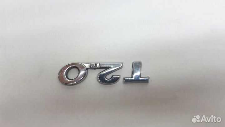 Эмблема задняя Volkswagen Passat B6 2.0 2008