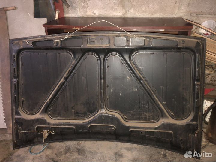 Капот классика