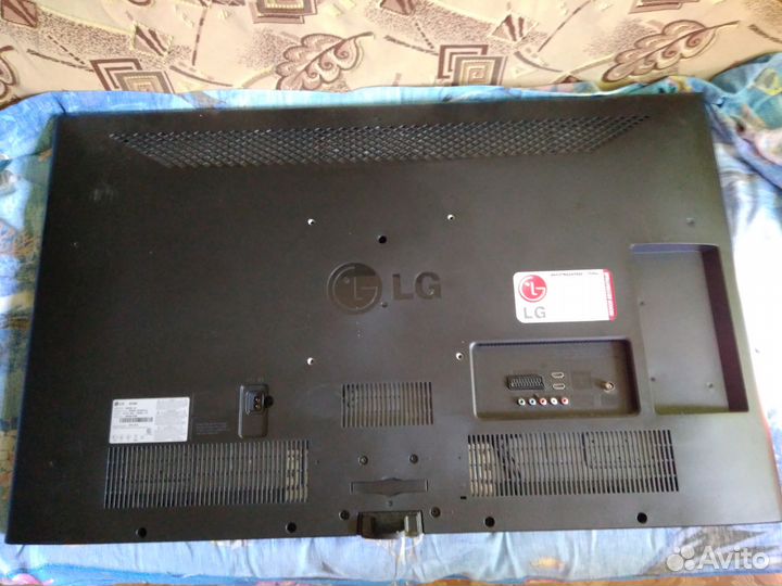 Телевизор LG 42CS460