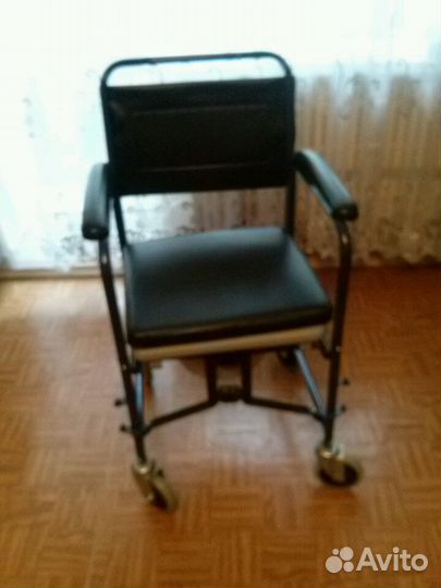 Кресло- туалет для инвалида