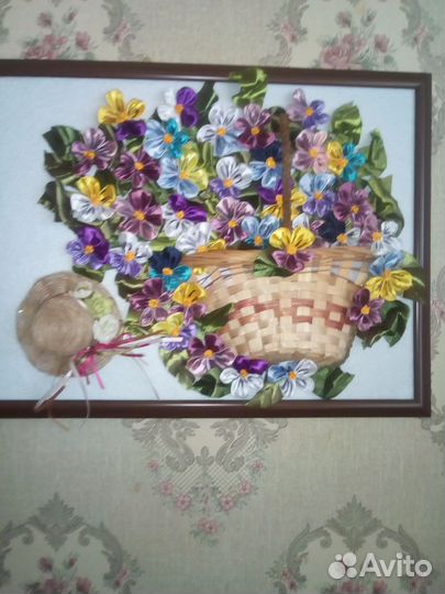 Картины из атласных лент