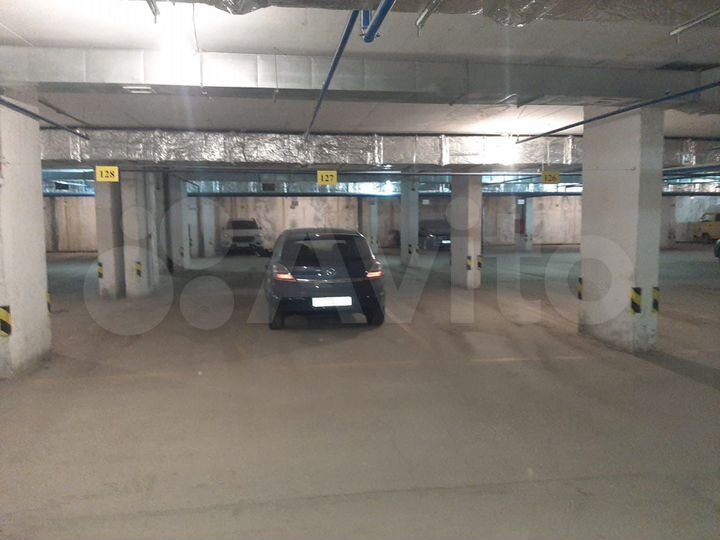 Машиноместо, 20 м²