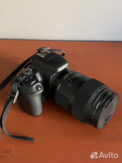 Canon eos 200d + объектив Sigma 35mm 1.4