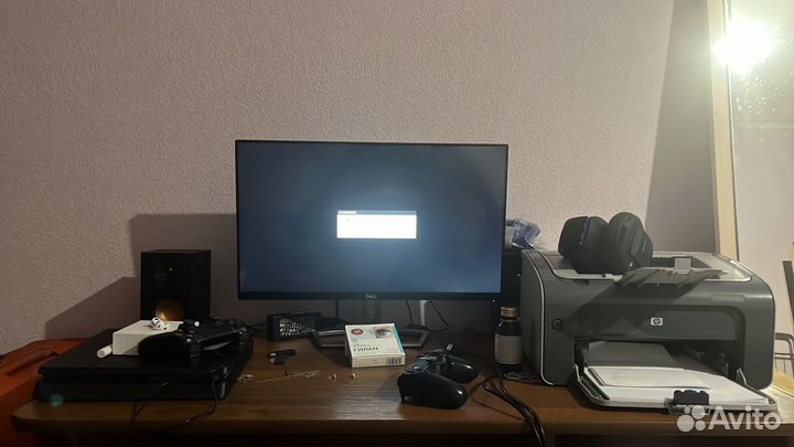 Монитор Dell плюс динамики