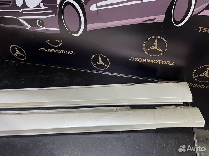 Пороги мерседес w212 e350 2012г цвет 799