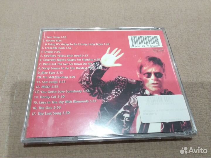 CD диск Элтона Джона greatest hits