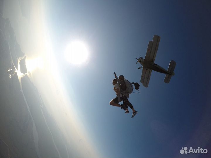 Прыжок с парашютом