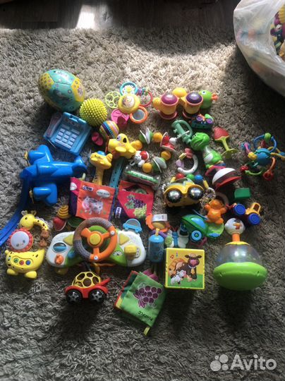 Игрушки для малышей до 1 года, развивающие игрушки