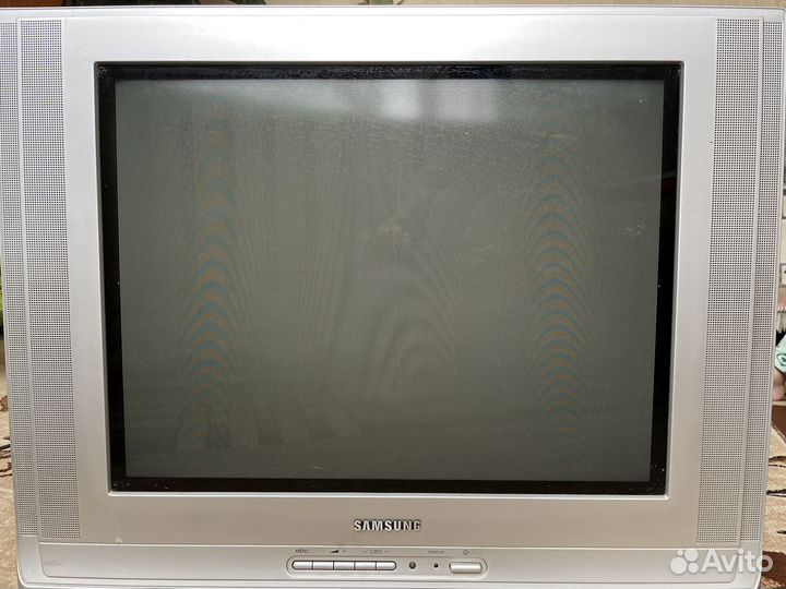 Телевизор бу samsung