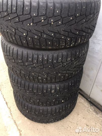 Nokian Tyres Hakkapeliitta 7 SUV 275/50 R20 113T