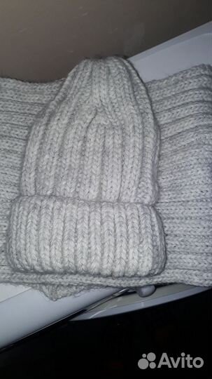 Шапка вязанная женская с шарфом