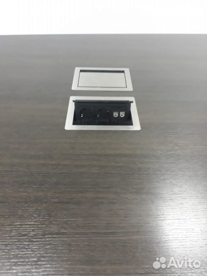 Стол мультимедийный