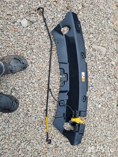 Накладка решётки радиатора форд куга 2013г