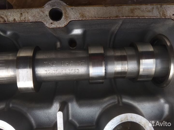 Клапанная крышка с распредвалами 03C 103 475 BC