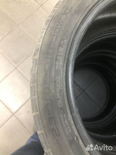 Nokian Tyres Hakka Black 235/45 R18 98W