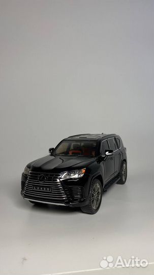 Lexus LX 600 игрушка/модель авто 1:24