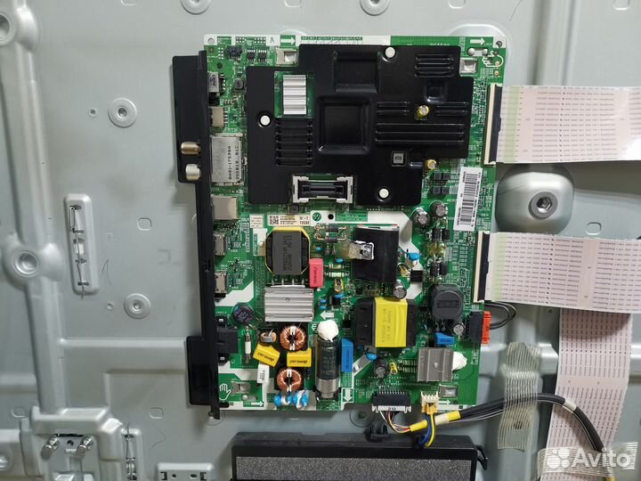 Телевизор Samsung ue55tu7090 (По запчастям)