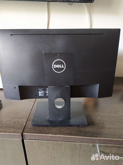 Монитор для компьютера Dell