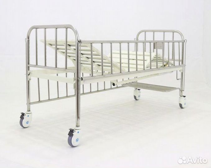Медицинская кровать для инвалидов