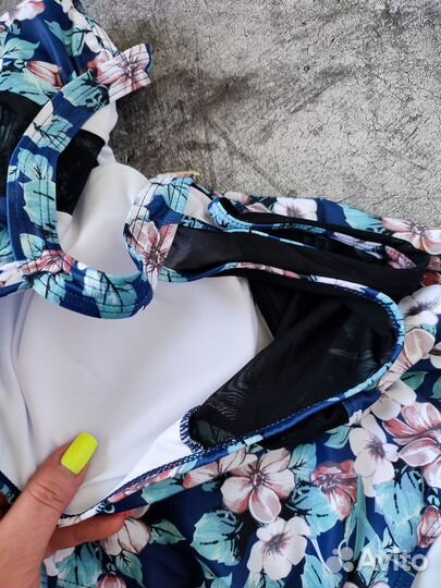 Женский купальник размер 52 новый