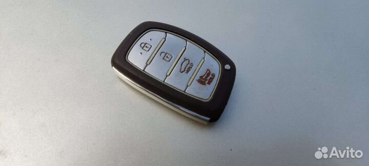 Ключ зажигания на Hyundai i40