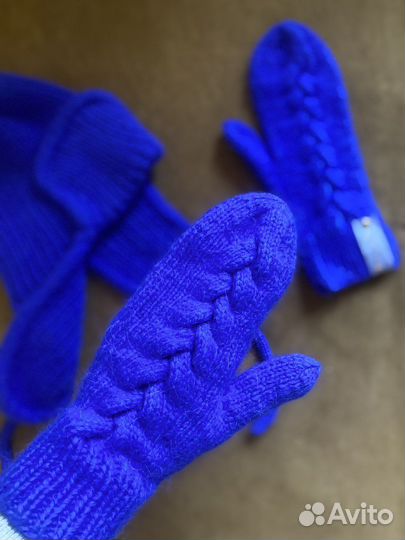 Комплект шапка и варежки