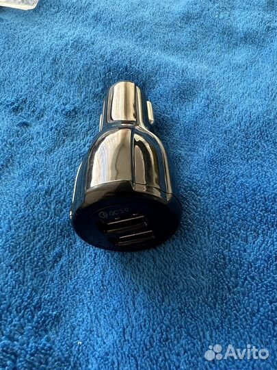 Автомобильное зарядное устройство