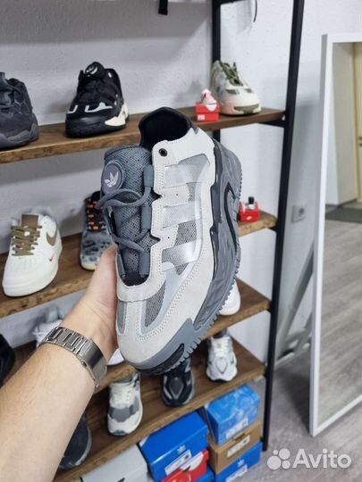 Кроссовки Adidas Niteball