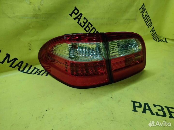 Фонарь задний левый внутренний Mercedes-Benz W211