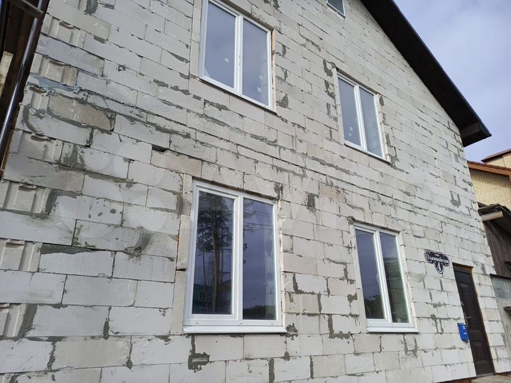 Коттедж 198,2 м² на участке 5 сот.