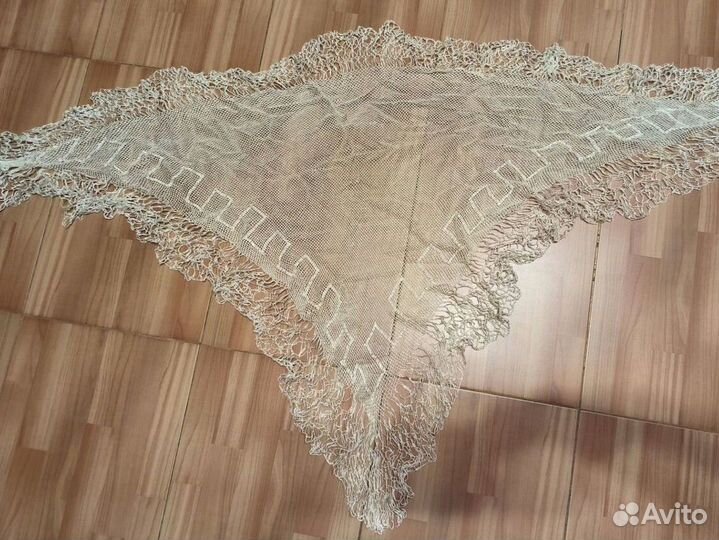 Платок осетинский