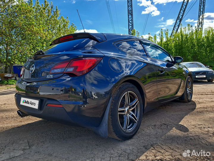 Opel Astra GTC 1.4 AT, 2014, 168 100 км