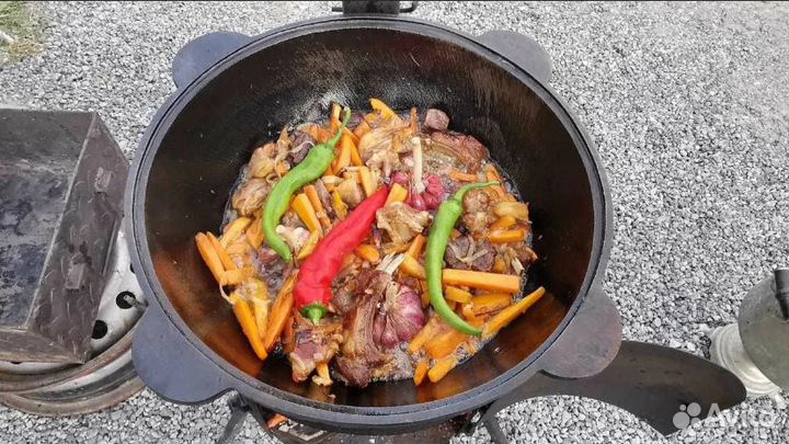 Казан Узбекский чугунный