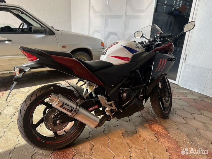 Honda cb250rr