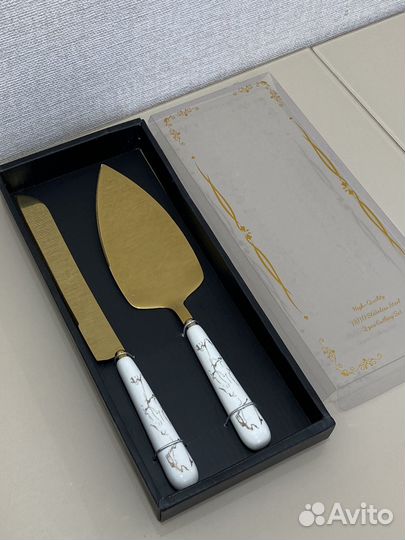 Лопаточка и нож для торта