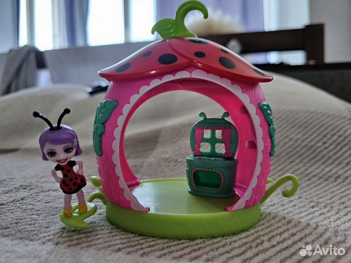 Божья коровка enchantimals