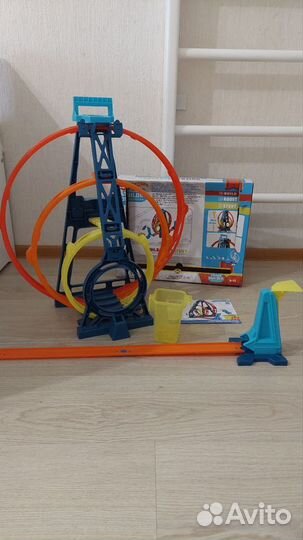 Трек Тройная петля Hot Wheels