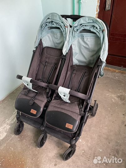 Коляска для двойни carrello presto duo