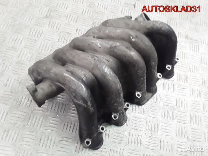 Коллектор впускной Audi 100 C4 2,5 AAT 046129713F