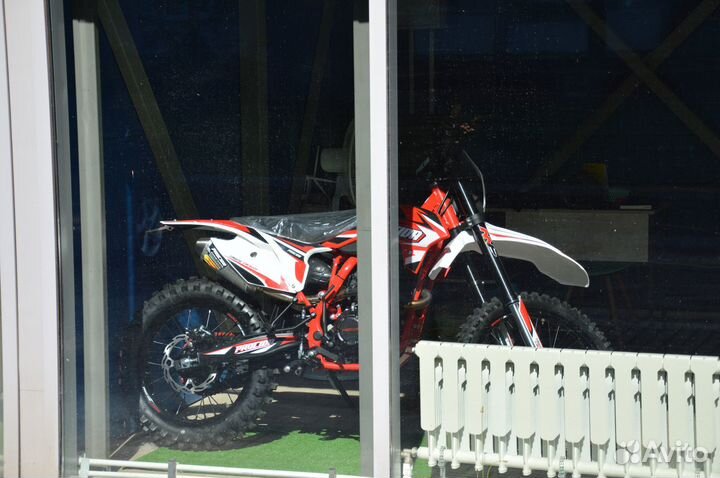 Мотоцикл для бездорожья procida K1 CB300F