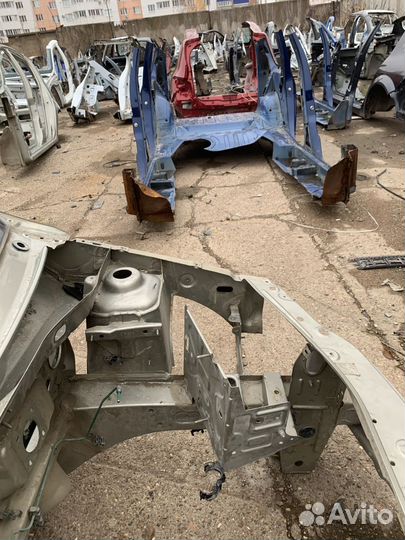 Лонжерон renault logan Лев