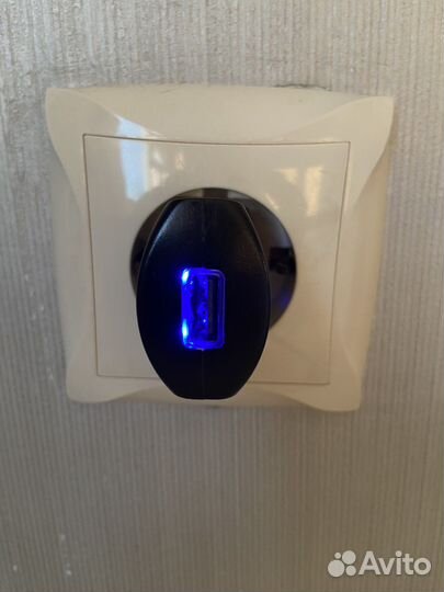 Переходник deppa для зарядки iPhone в автомобиль