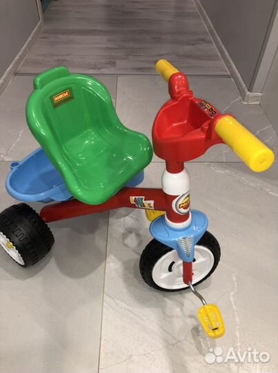 Детский трехколесный велосипед новый