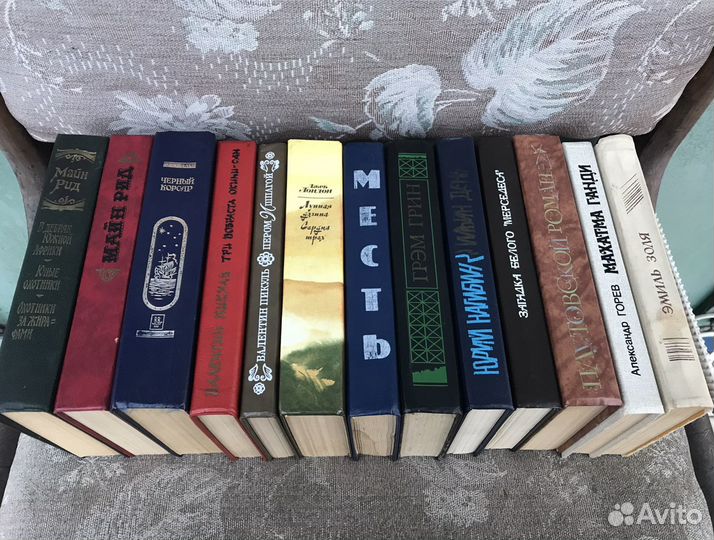 Книги художественные