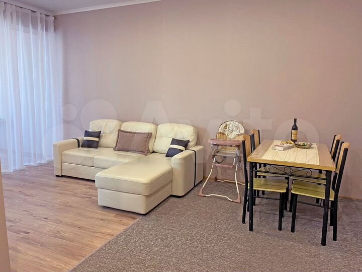 2-к. квартира, 55 м², 2/4 эт.