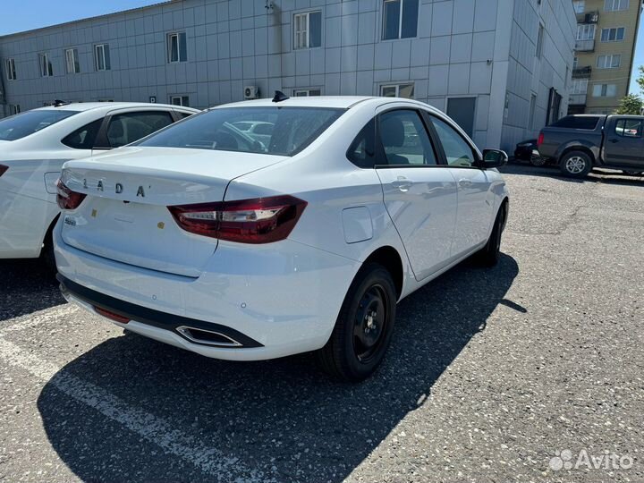 LADA Vesta 1.8 CVT, 2024