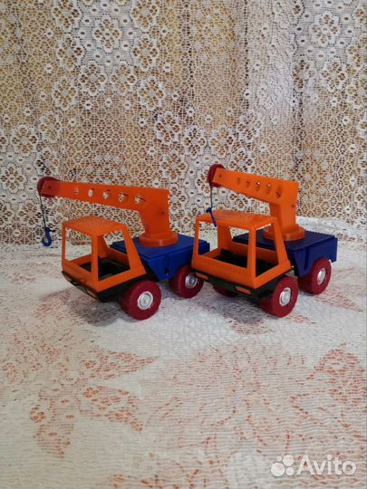 Пластмассовые машинки СССР