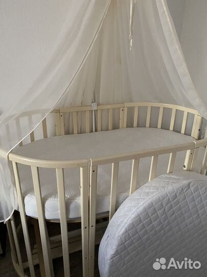 2 матраса для детской кроватки (круг и овал)