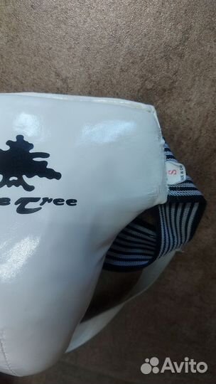 Боксерские перчатки 8oz, шлем, защита голени